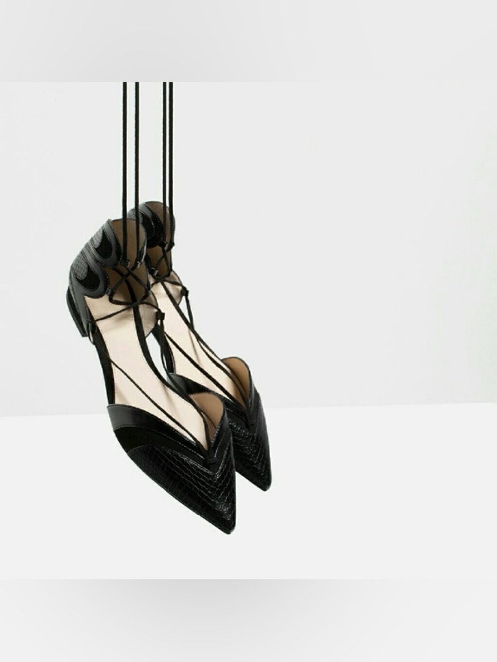 NEW WITH TAGS Zara Pointed Toe Lace up Flats